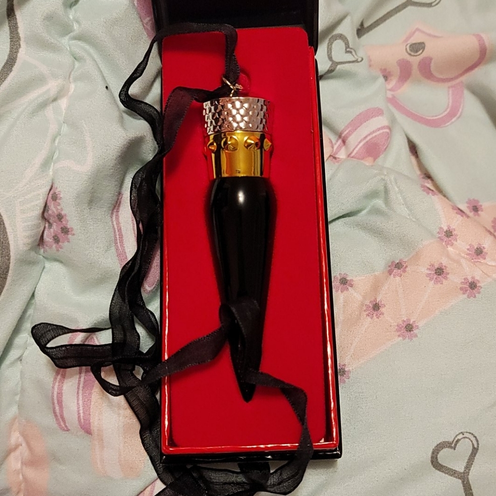 Louboutin Lipstick CASE only